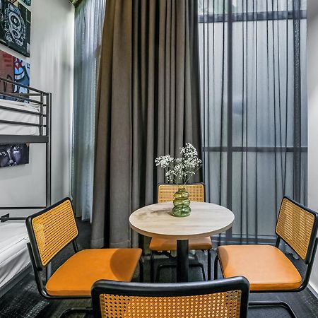The Urban Newtown Hotell Sydney Exteriör bild