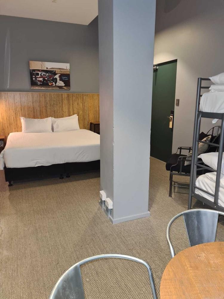 The Urban Newtown Hotell Sydney Exteriör bild