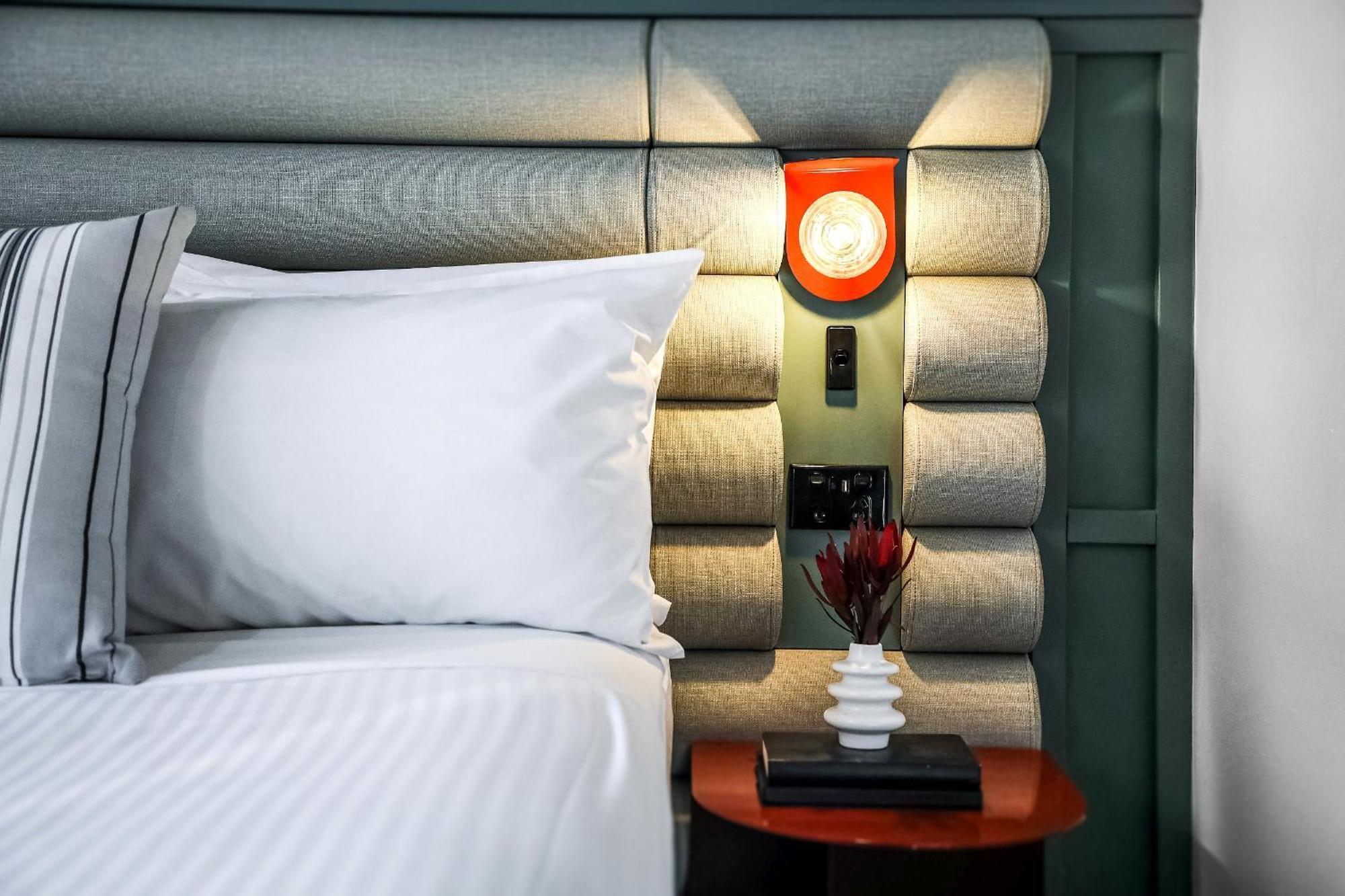 The Urban Newtown Hotell Sydney Exteriör bild