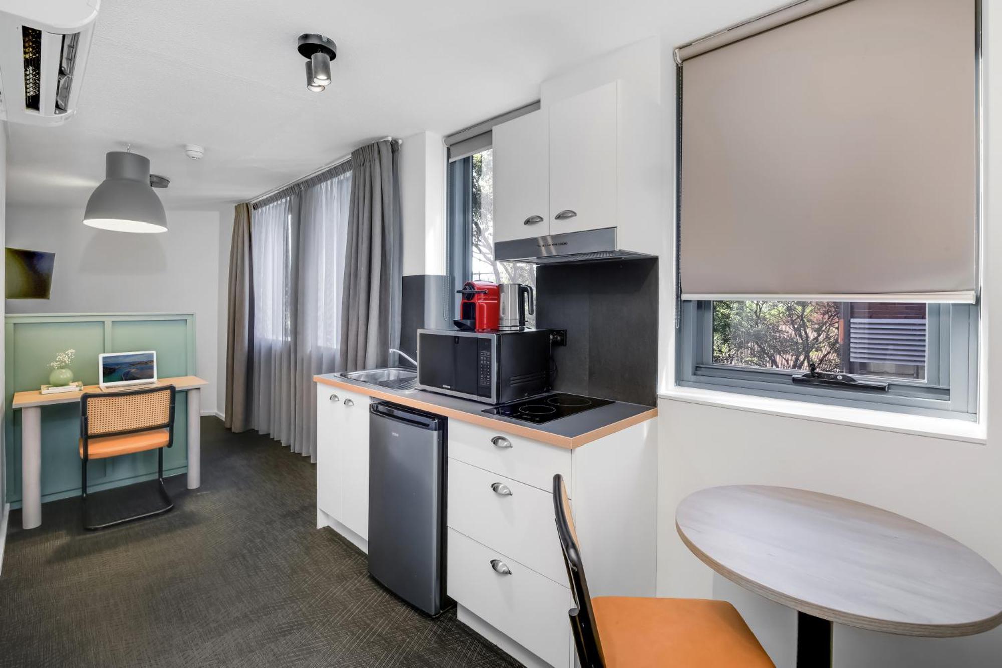 The Urban Newtown Hotell Sydney Exteriör bild